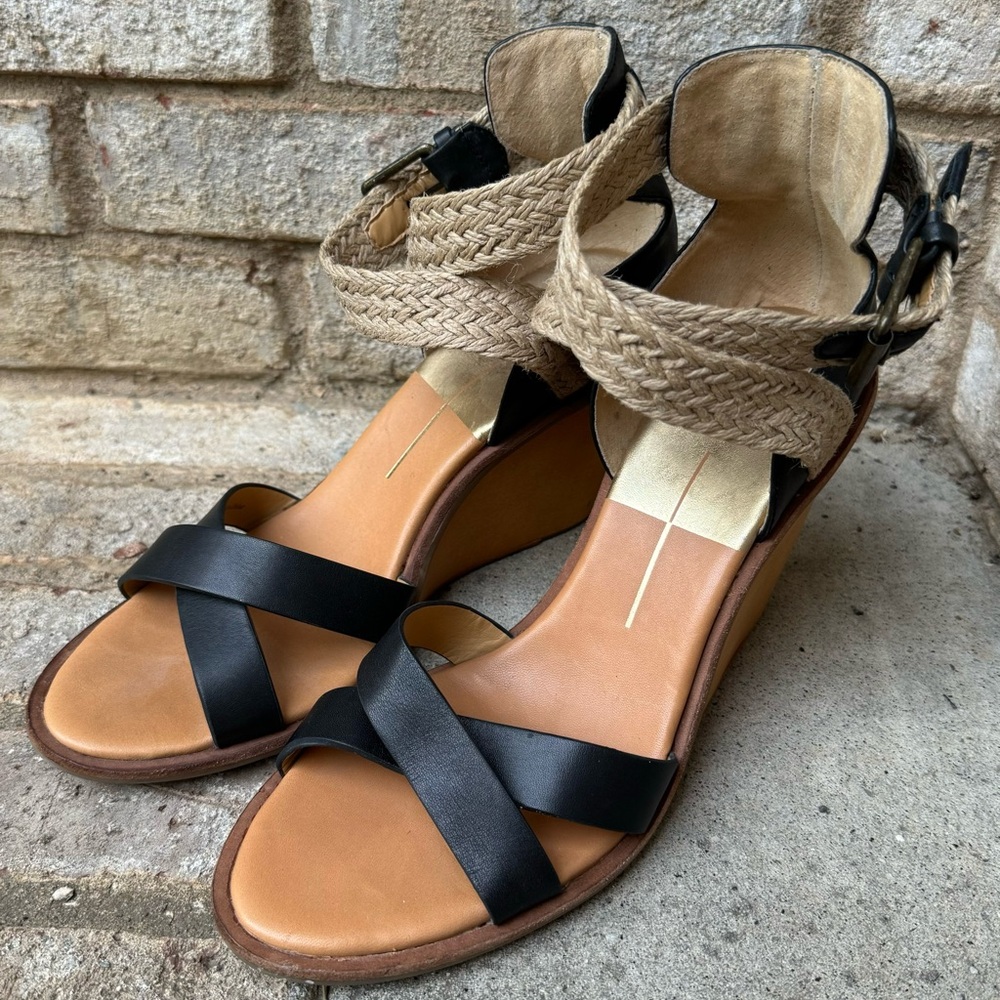 Dolce Vita black & tan leather sandals